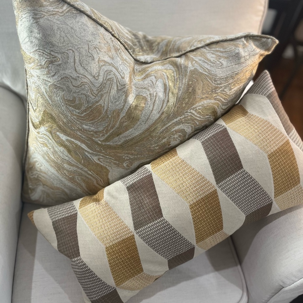 Callisto home 24 x 24 gold/ taupe marble and Geometric lumbar pillow set